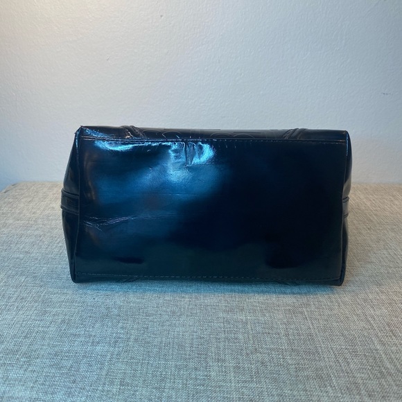 Liz Claiborne Black Patent Leather Purse - Picture 5 of 6